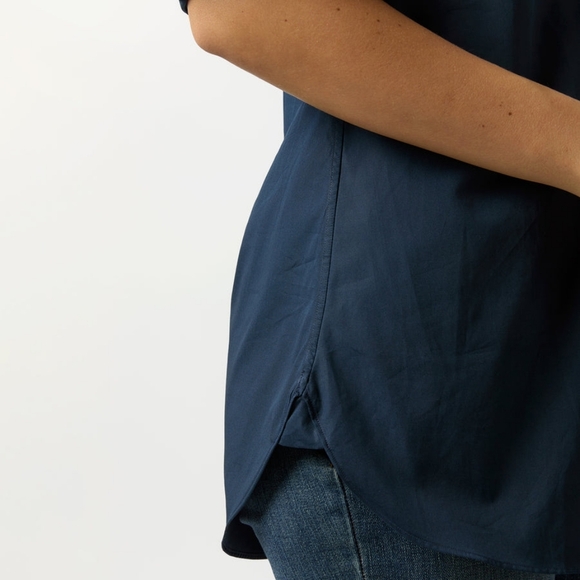 Ann Mashburn Button Up Boyfriend ShirtIn Navy Poplin Size Small Women's - Picture 7 of 16